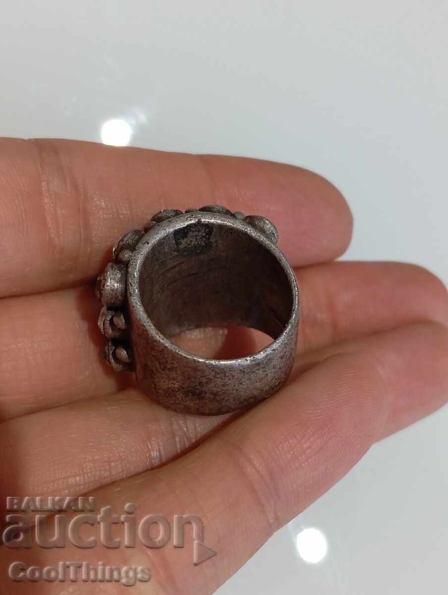 Un inel vechi - 6 Un inel vechi - 6