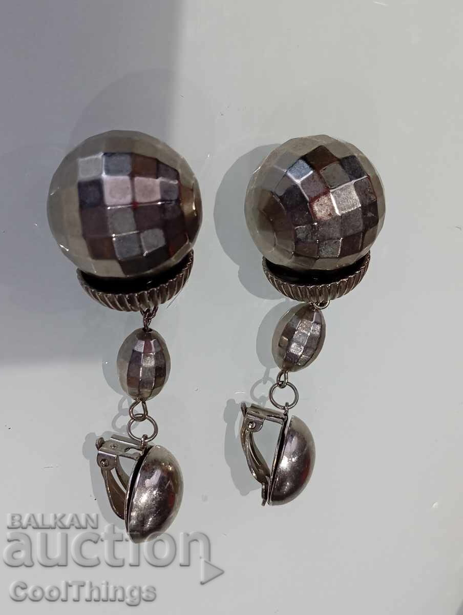 Licitație Cercei Vechi Licitație Cercei Vechi