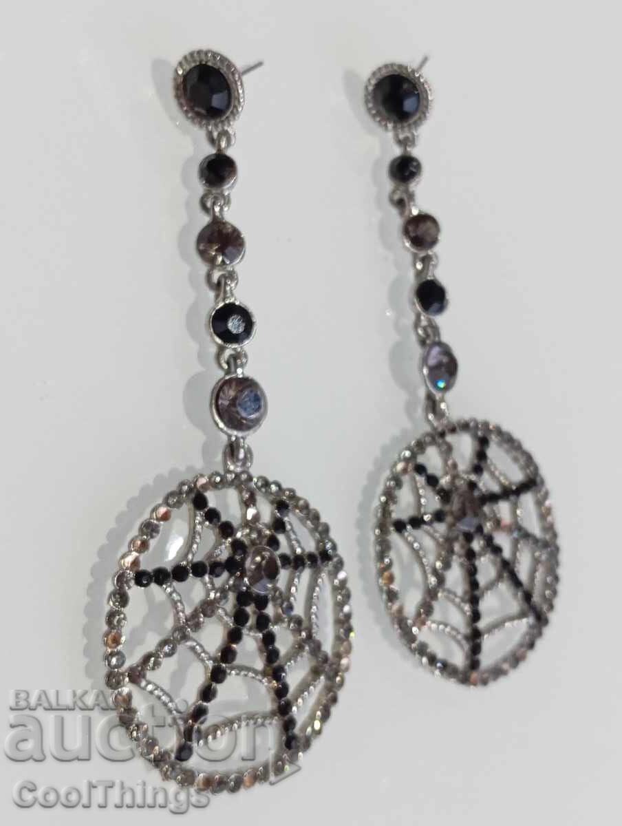 Licitație Cercei vechi Licitație Cercei vechi