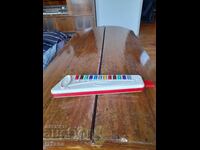 Instrument muzical pentru copii Triola, vechi