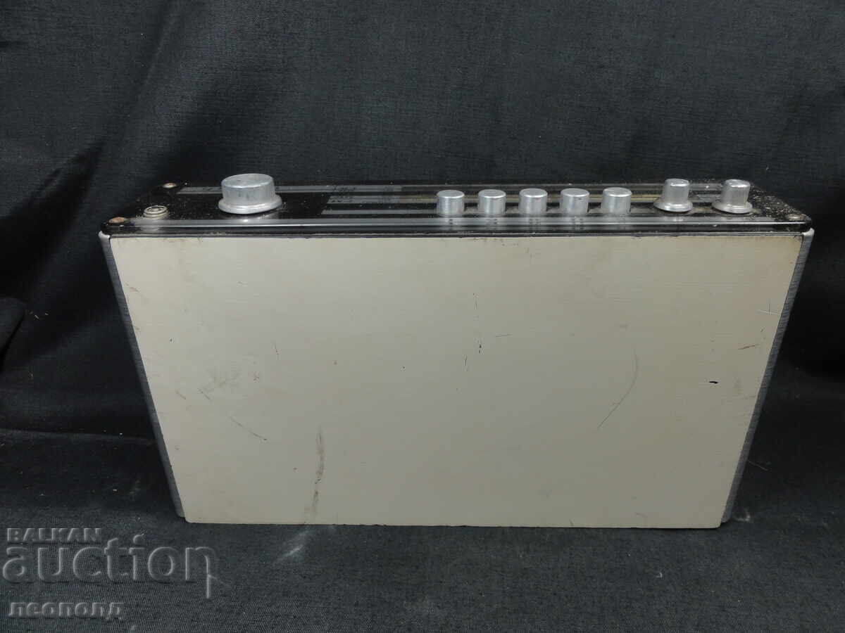 Delivery of BZC STAR RETRO TRANSISTOR RADIO BLAUPUNKT DERBY H