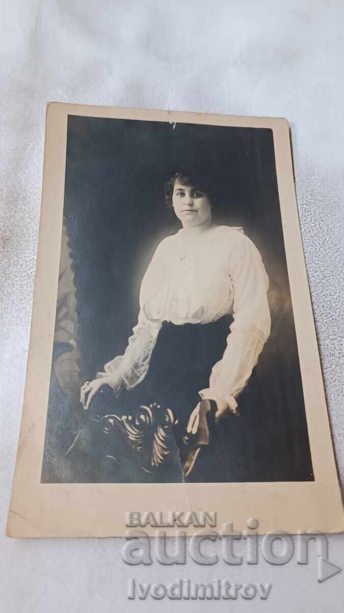 Φωτογραφία Νέας Γυναίκας 1927