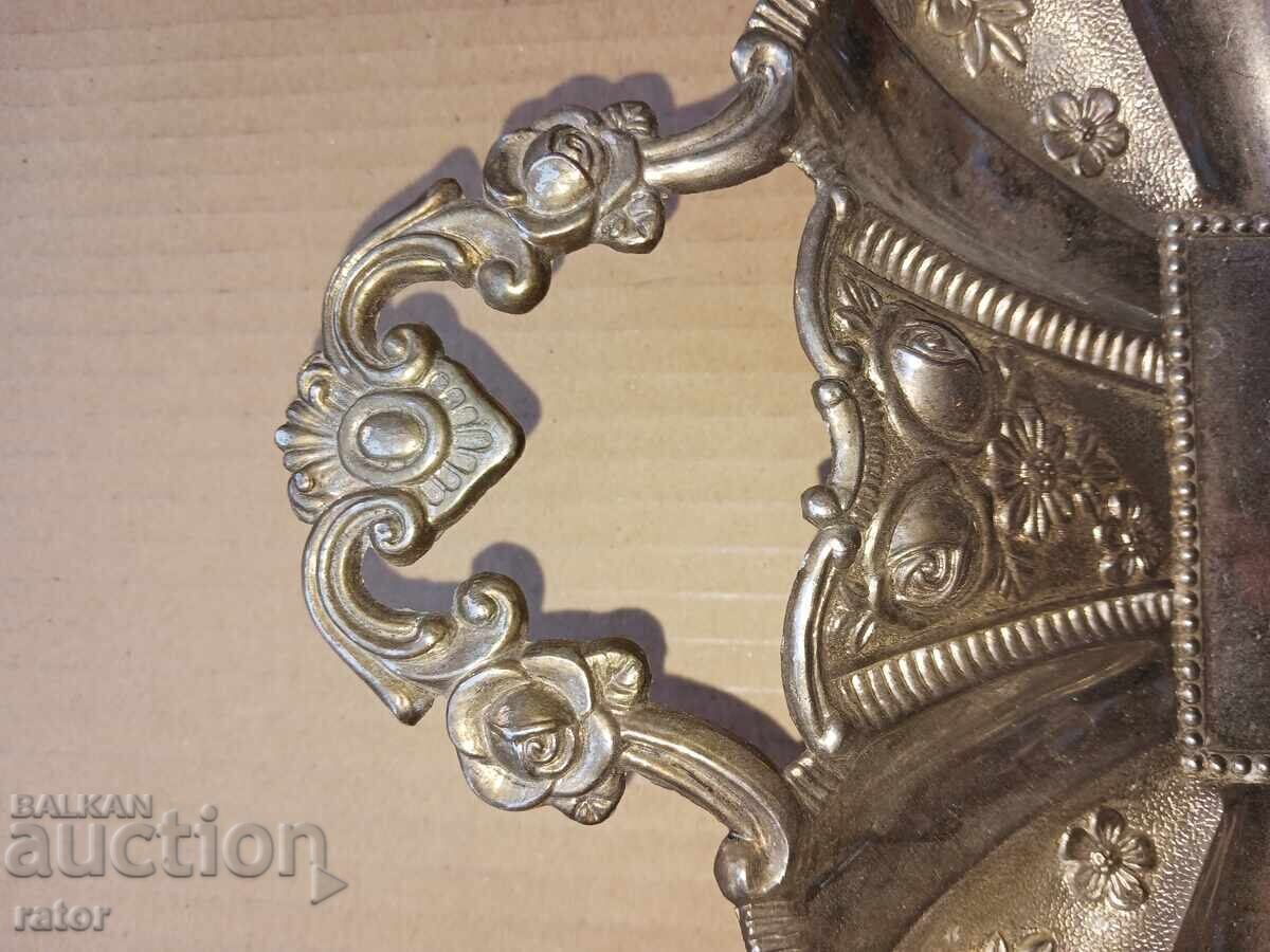 Delivery of Old beautiful metal fruit bowl Delivery of Old beautiful metal fruit bowl