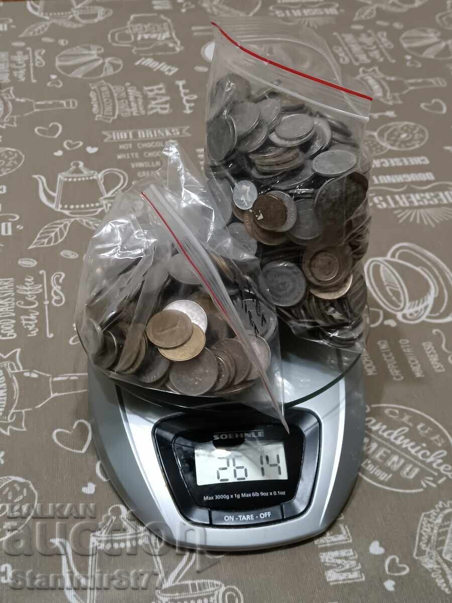 Mixed lot with price 26.00 BGN | € 13.29