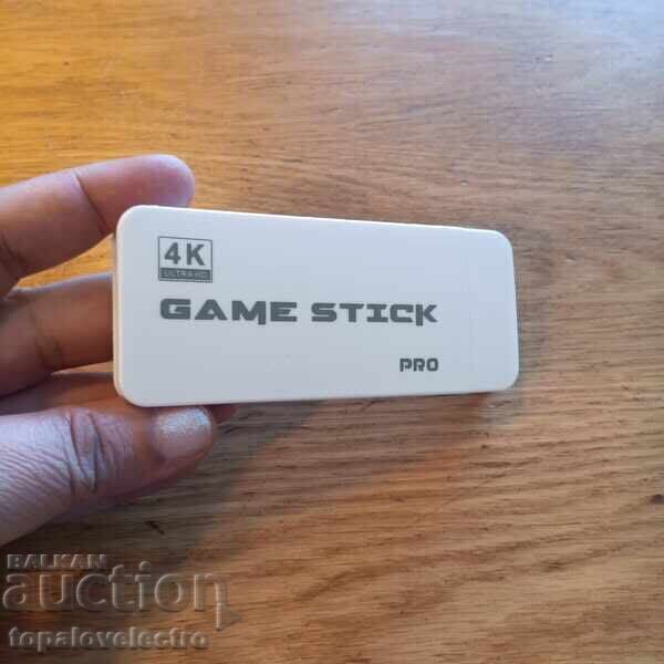 Delivery of NEW! Retro console with 21700+ games + 2 wireless joysticks