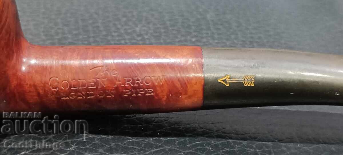 Licitație O țeavă veche Licitație O țeavă veche