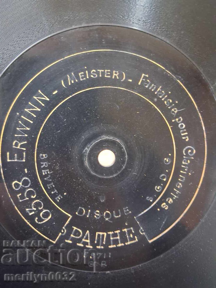 Old gramophone shellac vinyl record, 1920s - 6