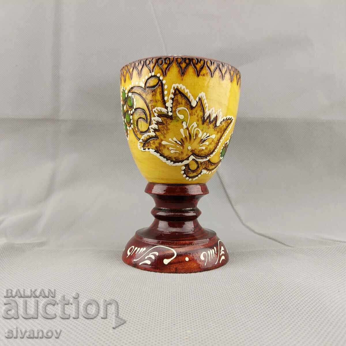 Delivery of Old handmade wooden pencil holder #2857