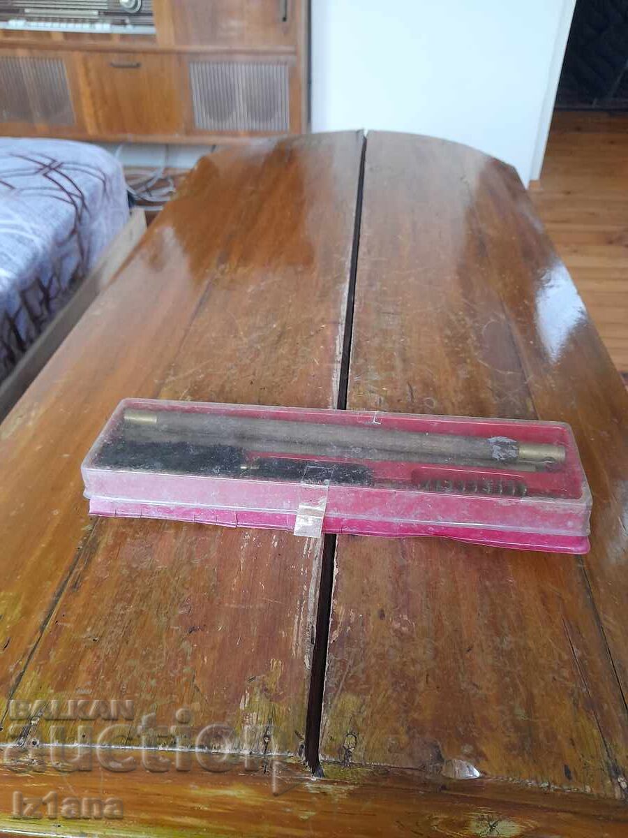 Стар шомпол за ловна пушка