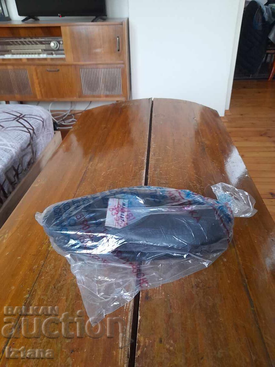 Παλιά παντόφλες, παντόφλες Μλάντοστ Παλιά παντόφλες, παντόφλες Μλάντοστ