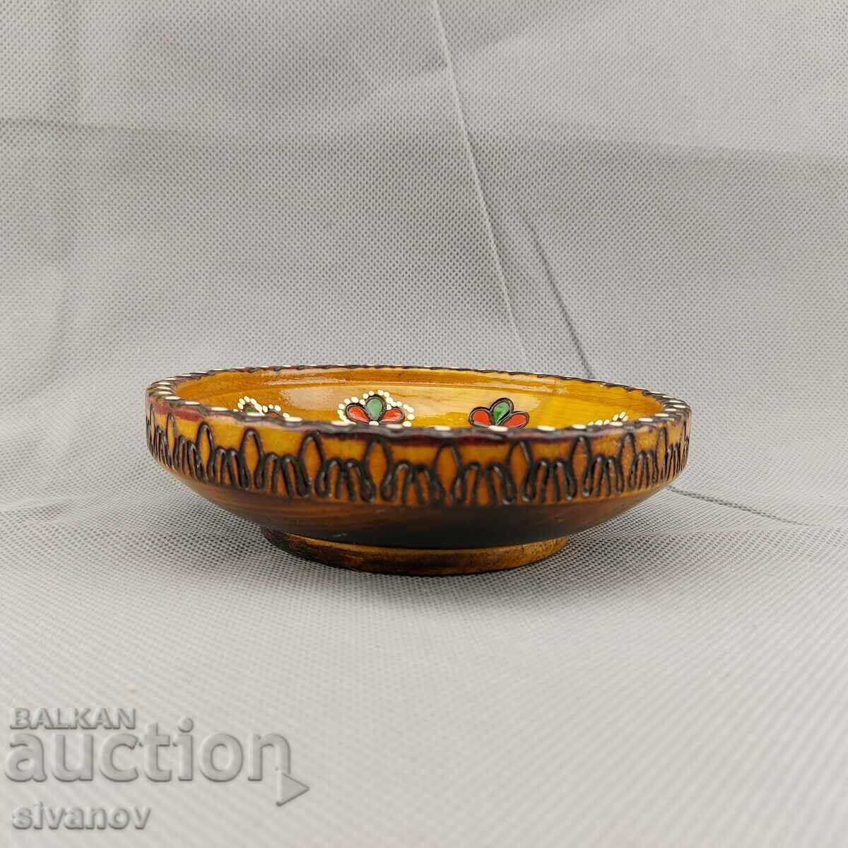 Bol de lemn vechi, lucrat manual #2865 cu preț 14.99 BGN | € 7.66