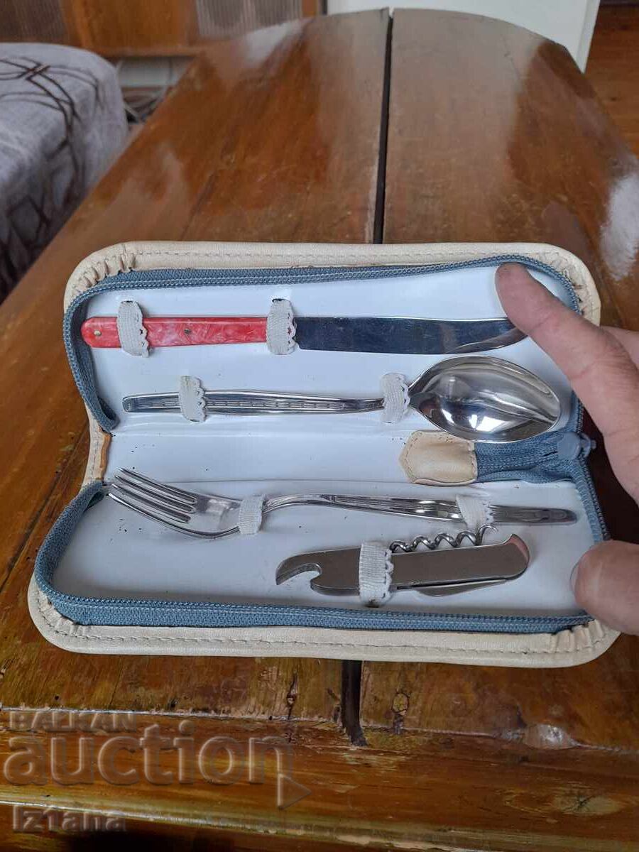 Σετ μαγειρικών σκευών για τουρίστες (παλαιό) με τιμή 47.00 BGN | € 24.03