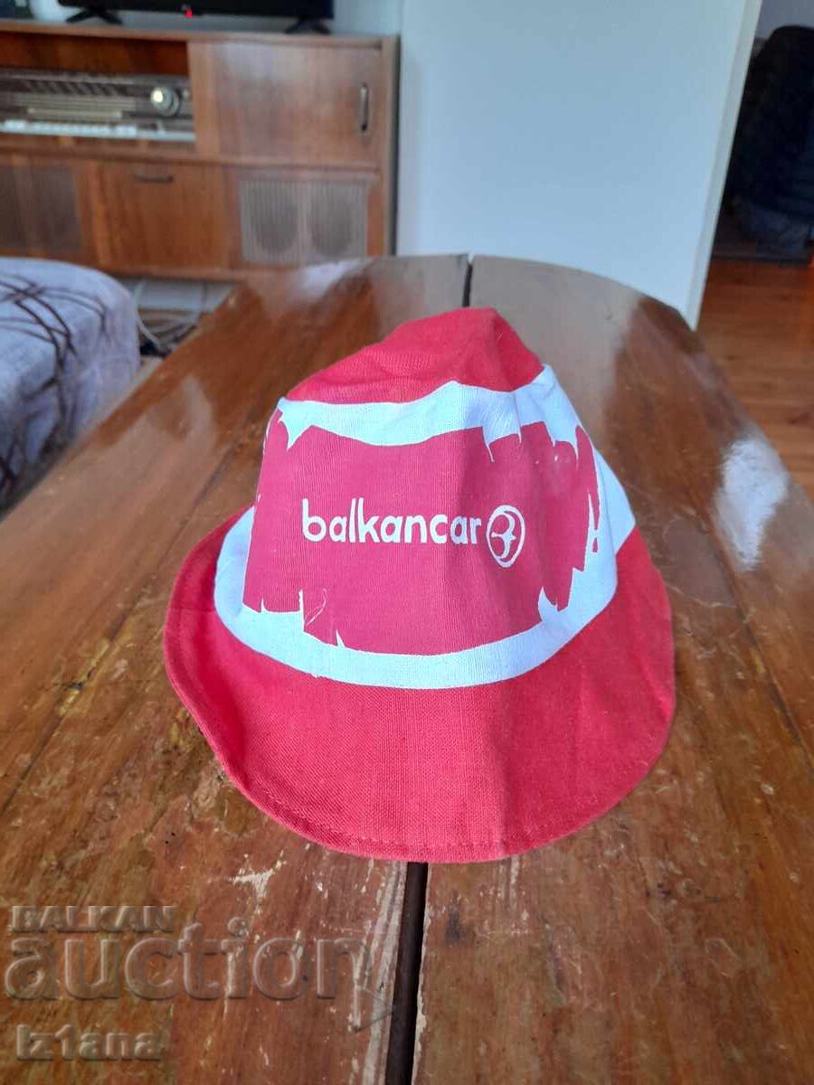 Стара шапка Балканкар