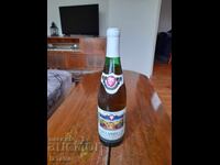 Стара бутилка вино Магарешко мляко