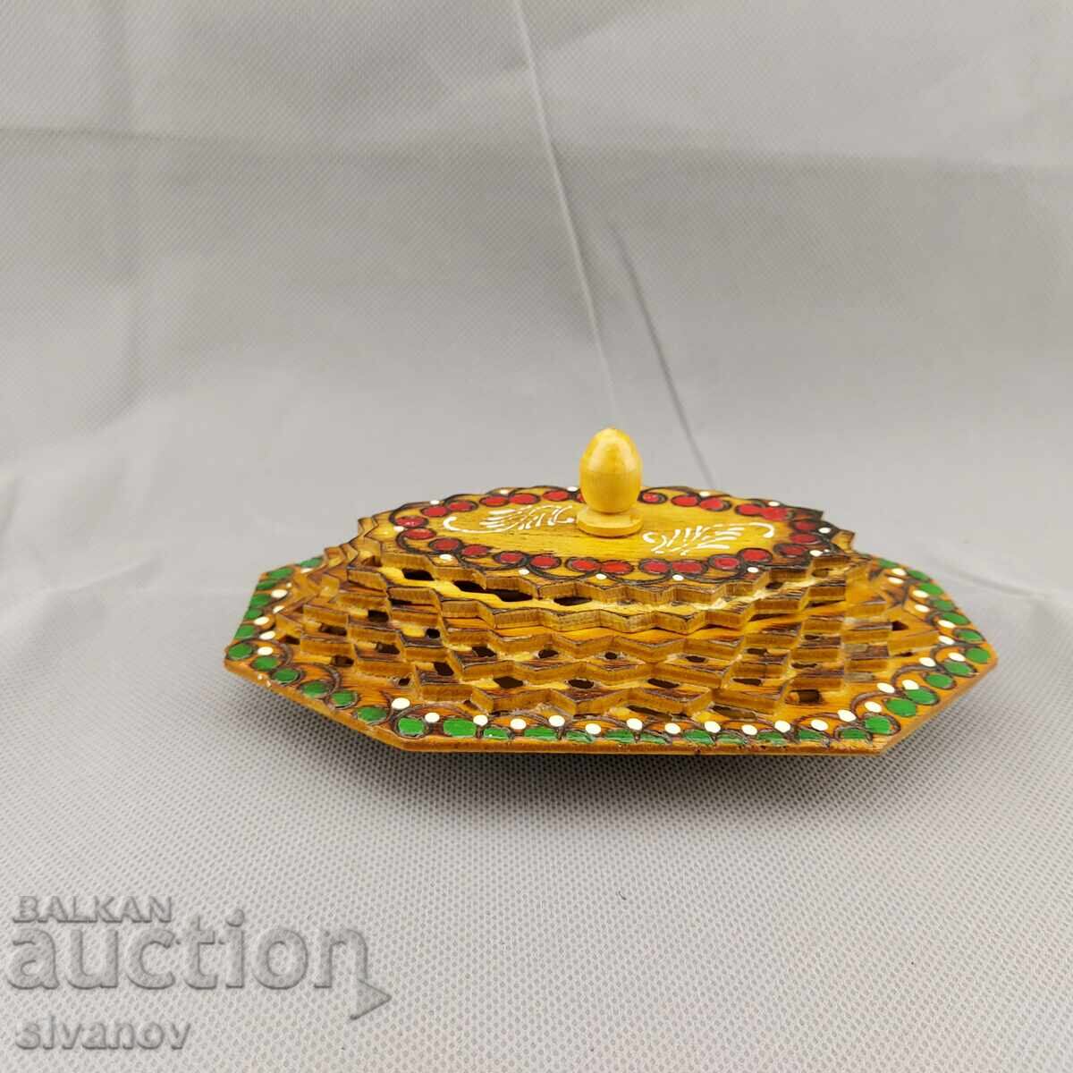 Cutie de bijuterii din lemn, veche, lucrată manual #2876 Cutie de bijuterii din lemn, veche, lucrată manual #2876