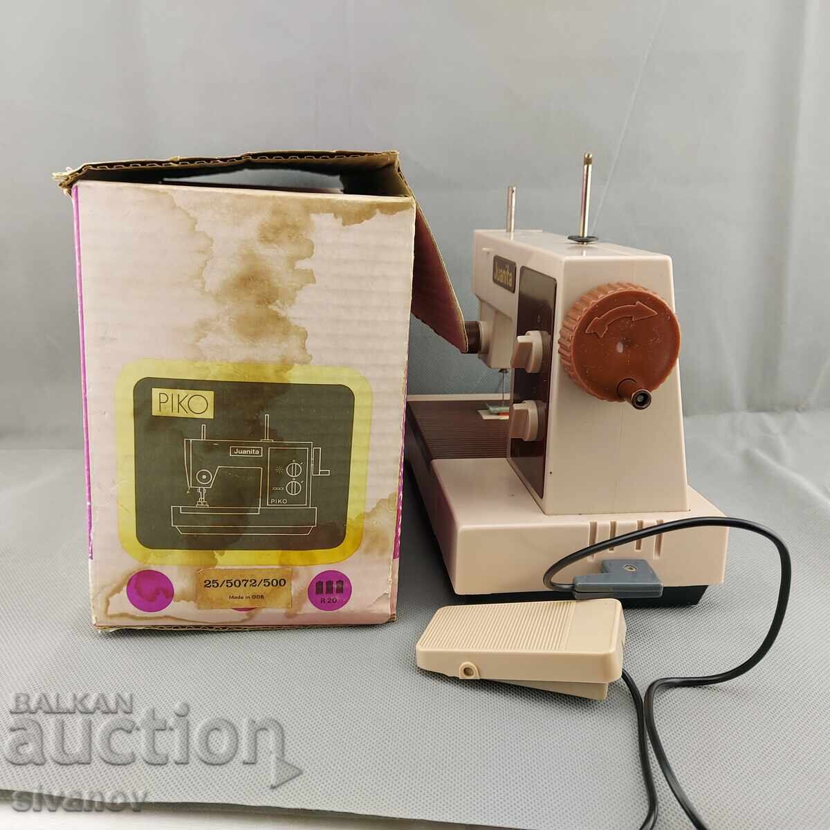 Παλιά Γερμανική GDR ραπτομηχανή PIKO Juanita #2877 με τιμή 29.99 BGN | € 15.33 Παλιά Γερμανική GDR ραπτομηχανή PIKO Juanita #2877 με τιμή 29.99 BGN | € 15.33