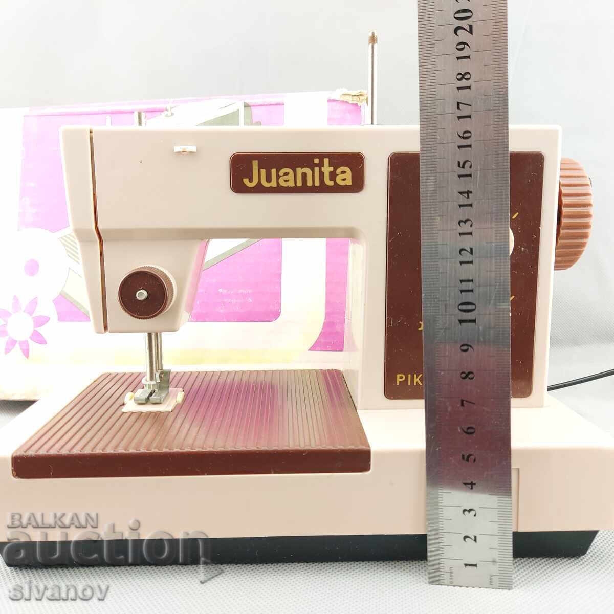 Παλιά Γερμανική GDR ραπτομηχανή PIKO Juanita #2877 - 6 Παλιά Γερμανική GDR ραπτομηχανή PIKO Juanita #2877 - 6