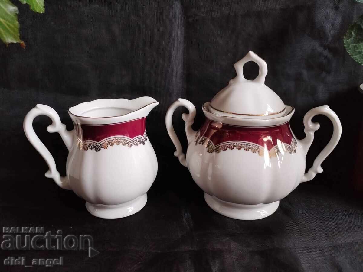 Сервиз- бивша Югославия с цена € 38.35 | 75.01 лв.