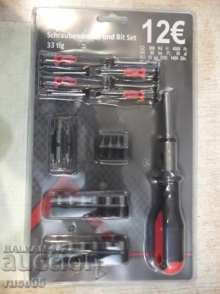 Screwdriver and bit set 33 pieces new with price 20.00 BGN | € 10.23