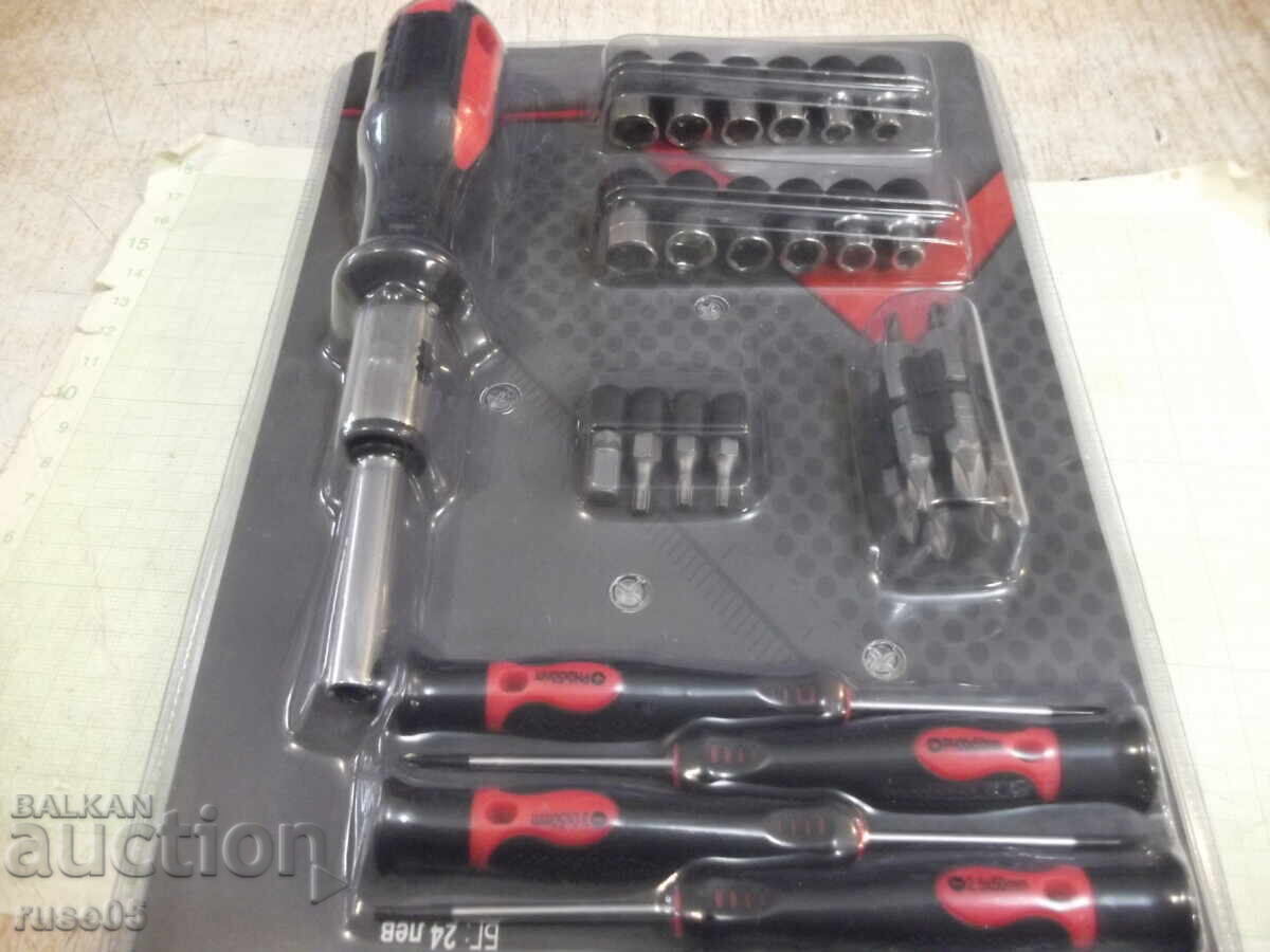 Screwdriver and bit set 33 pieces new - 5