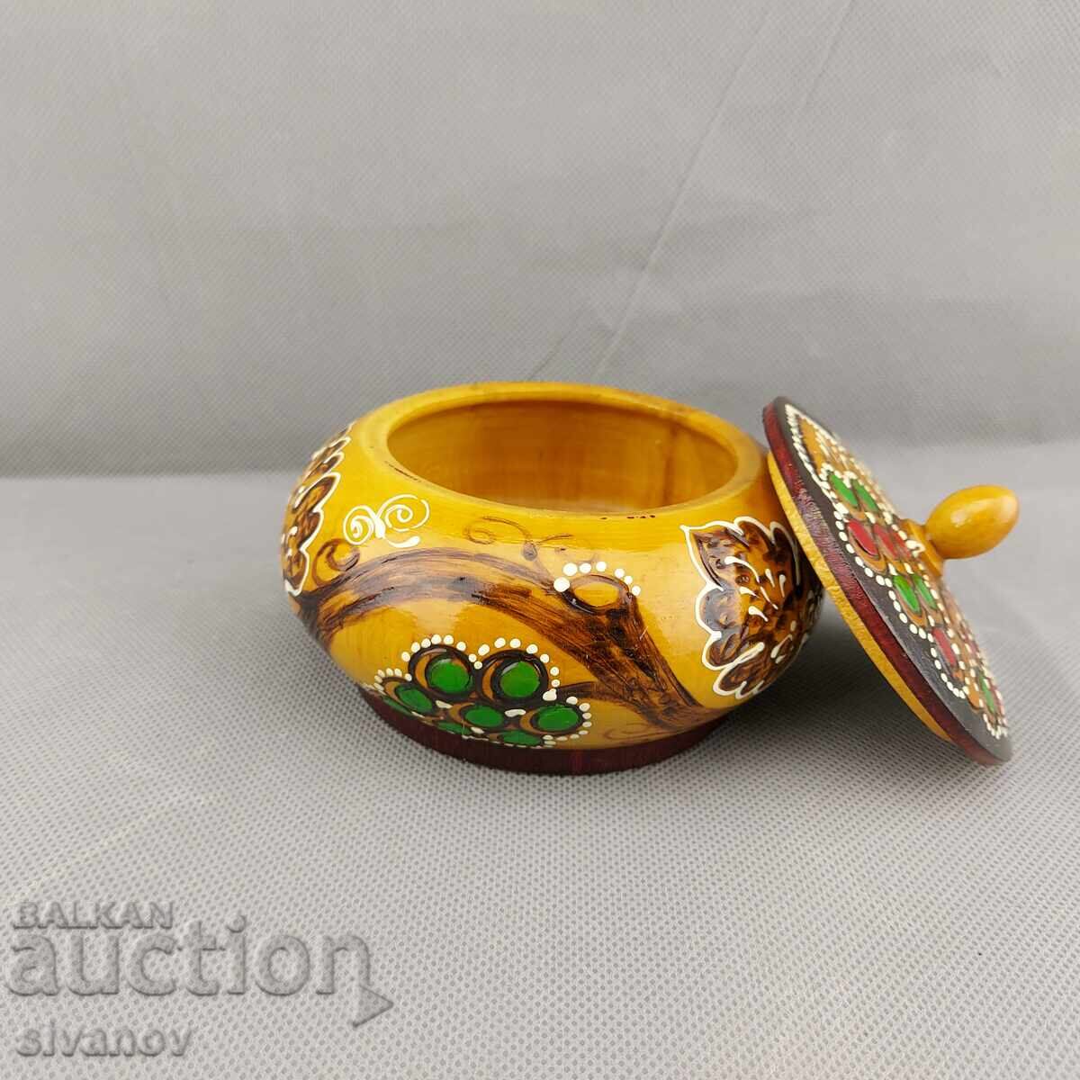 Beautiful old carved wooden jewelry box #2878 with price 19.99 BGN | € 10.22