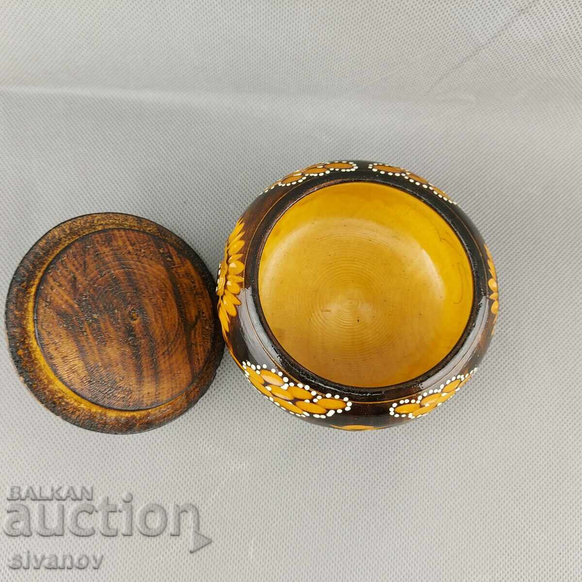 Παράδοση Όμορφο παλιό σκαλιστό ξύλινο κουτί κοσμημάτων #2879