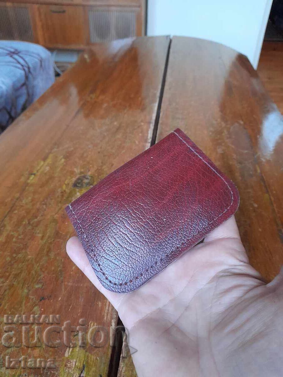 Licitație Portofel vechi Leda Licitație Portofel vechi Leda