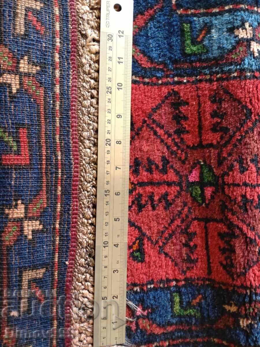 Доставка на Античен килим 19 век-Дагестан