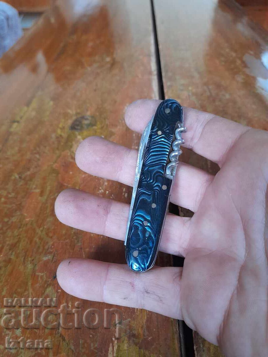 Old pocket knife, blade, blade with price 55.00 BGN | € 28.12 Old pocket knife, blade, blade with price 55.00 BGN | € 28.12