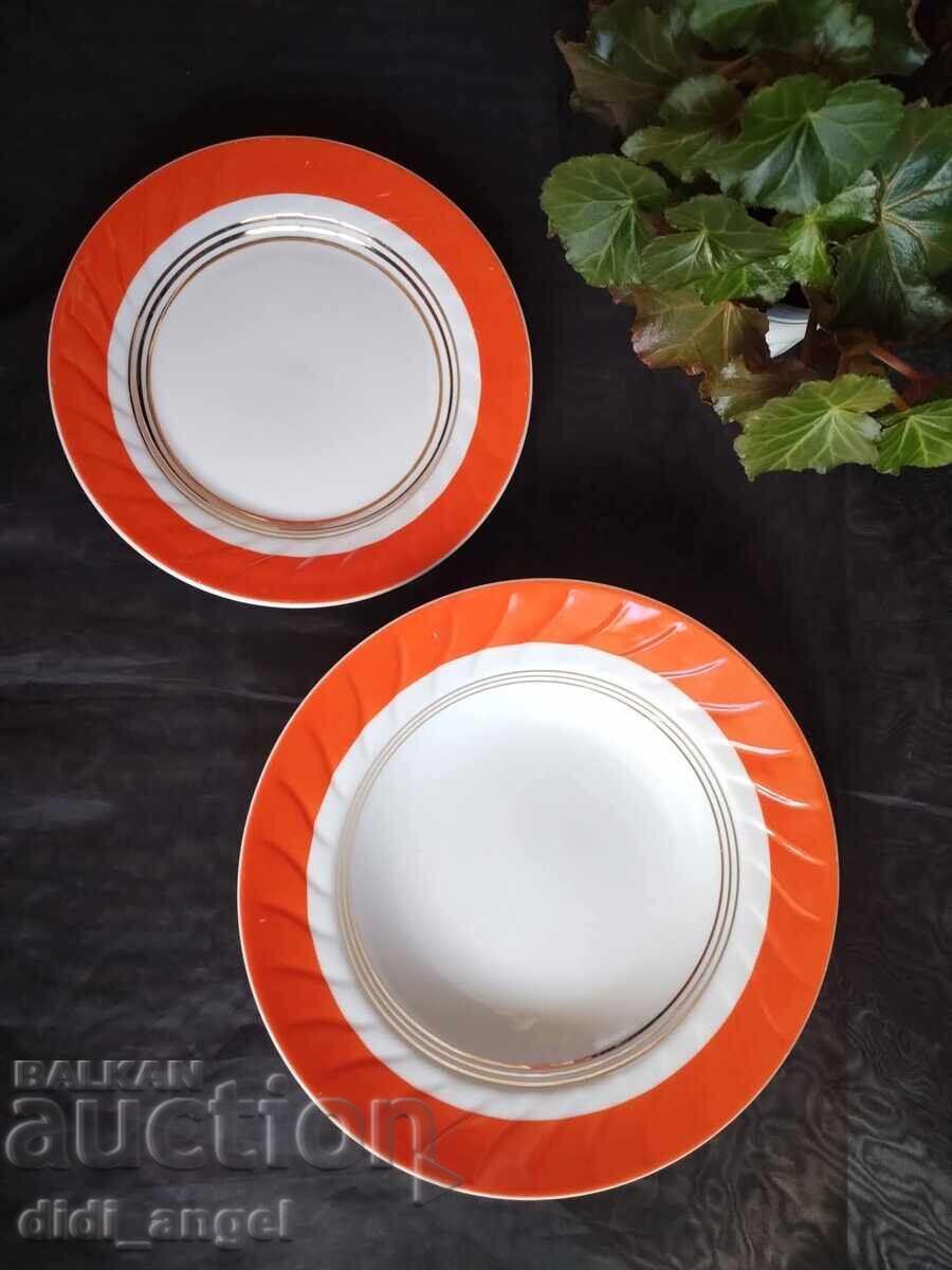 Δημοπρασία Λοτ - δύο πιάτα