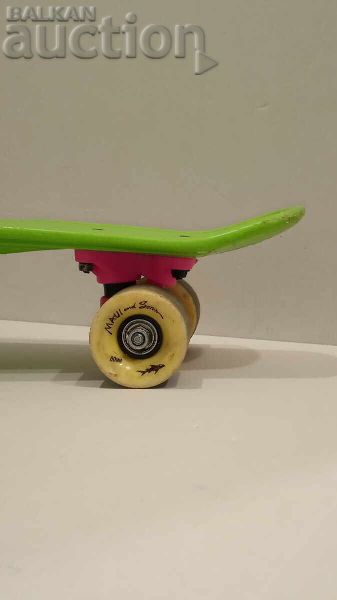 Delivery of Children's Pennyboard