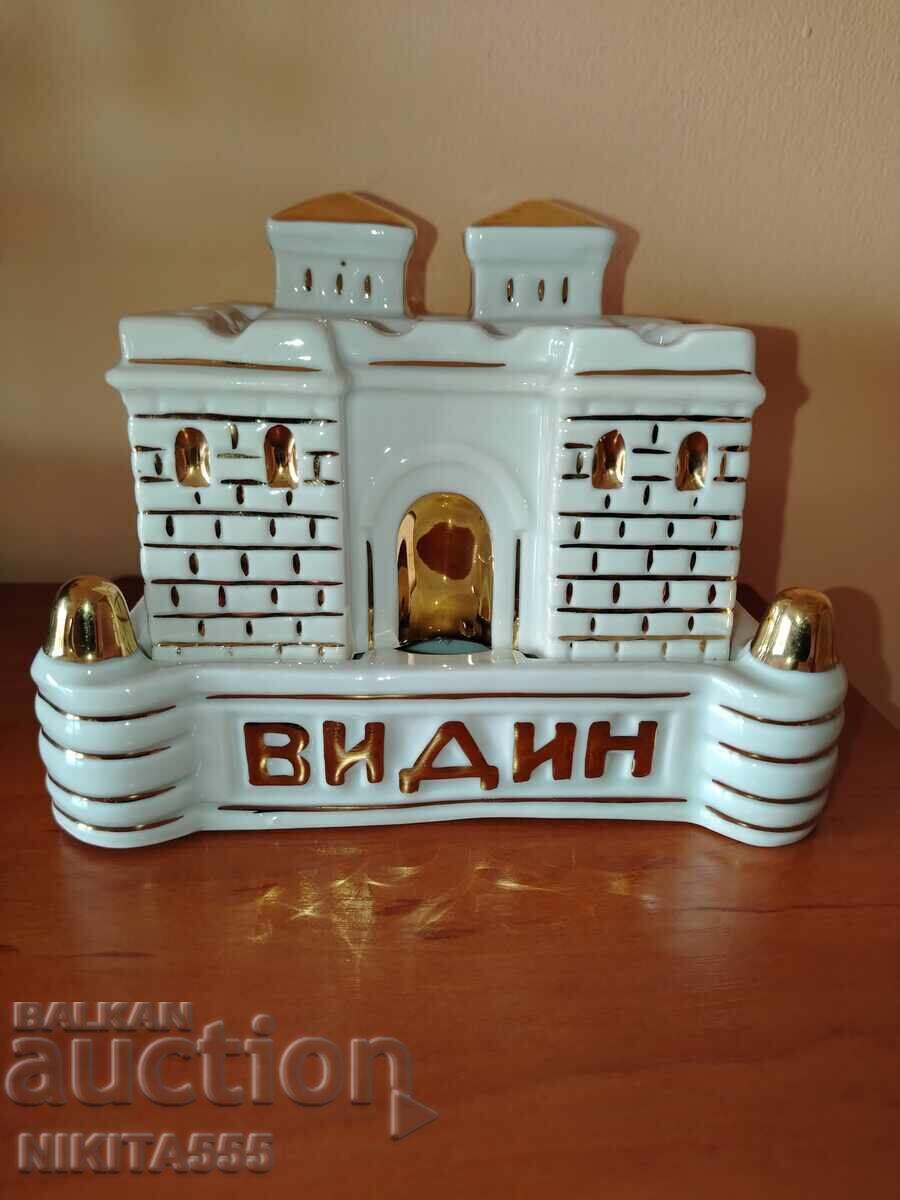 Beautiful porcelain inkwell Baba Vida/Vidin with gold plating