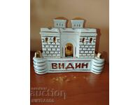 Frumoasă călimară din porțelan Baba Vida/Vidin cu aurire