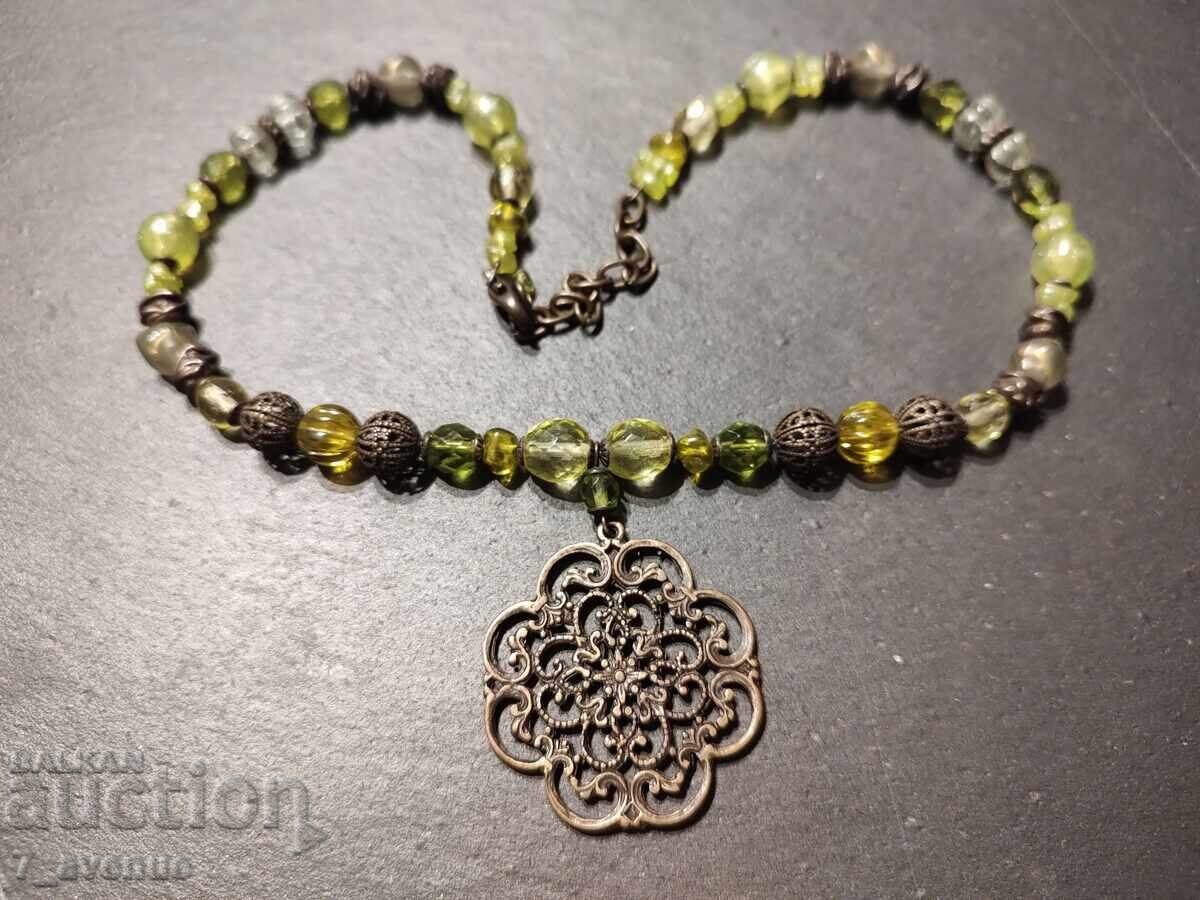 Старо колие, гердан накит 22.10.25 с цена 69.00 лв. | € 35.28 Старо колие, гердан накит 22.10.25 с цена 69.00 лв. | € 35.28