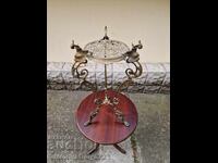 Măsuță antică franceză din bronz, superbă