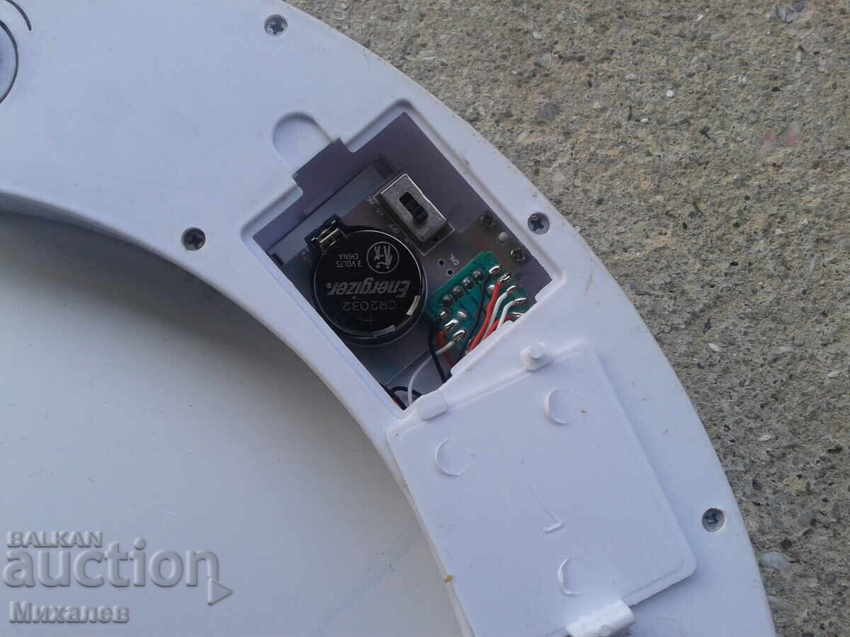 Electronic Scale - 5 Electronic Scale - 5