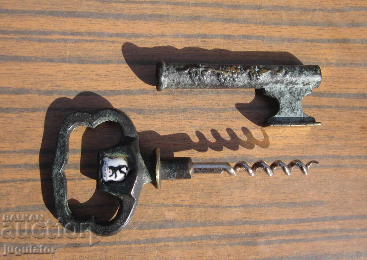 Παράδοση Αντίκα γερμανικό μπρούτζινο τιρμπουσόν με ανοιχτήρι μπίρας