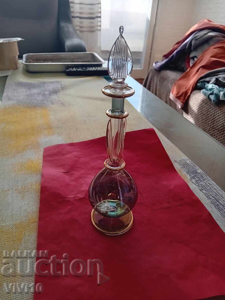 Sticlă veche de parfum