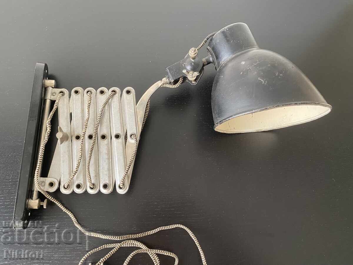 Παλιό Επεκτεινόμενο Φωτιστικό Vintage με τιμή 185.00 BGN | € 94.59