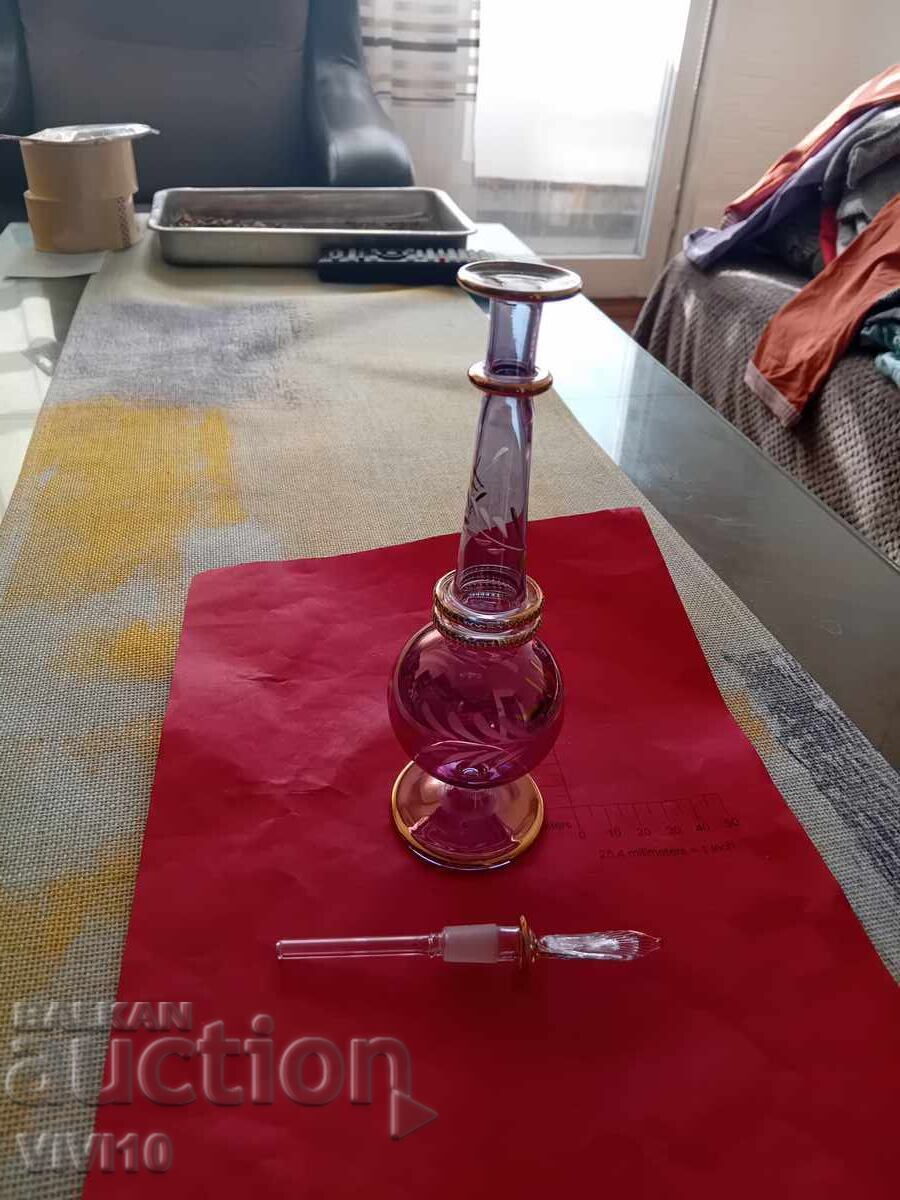 Licitație Sticlă veche de parfum Licitație Sticlă veche de parfum