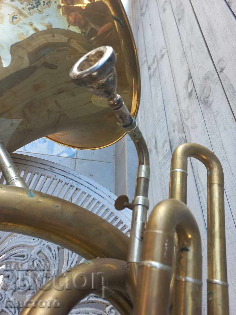 Аукцион Духов инструмент Amati ,Aмати ОГРОМЕН Аукцион Духов инструмент Amati ,Aмати ОГРОМЕН