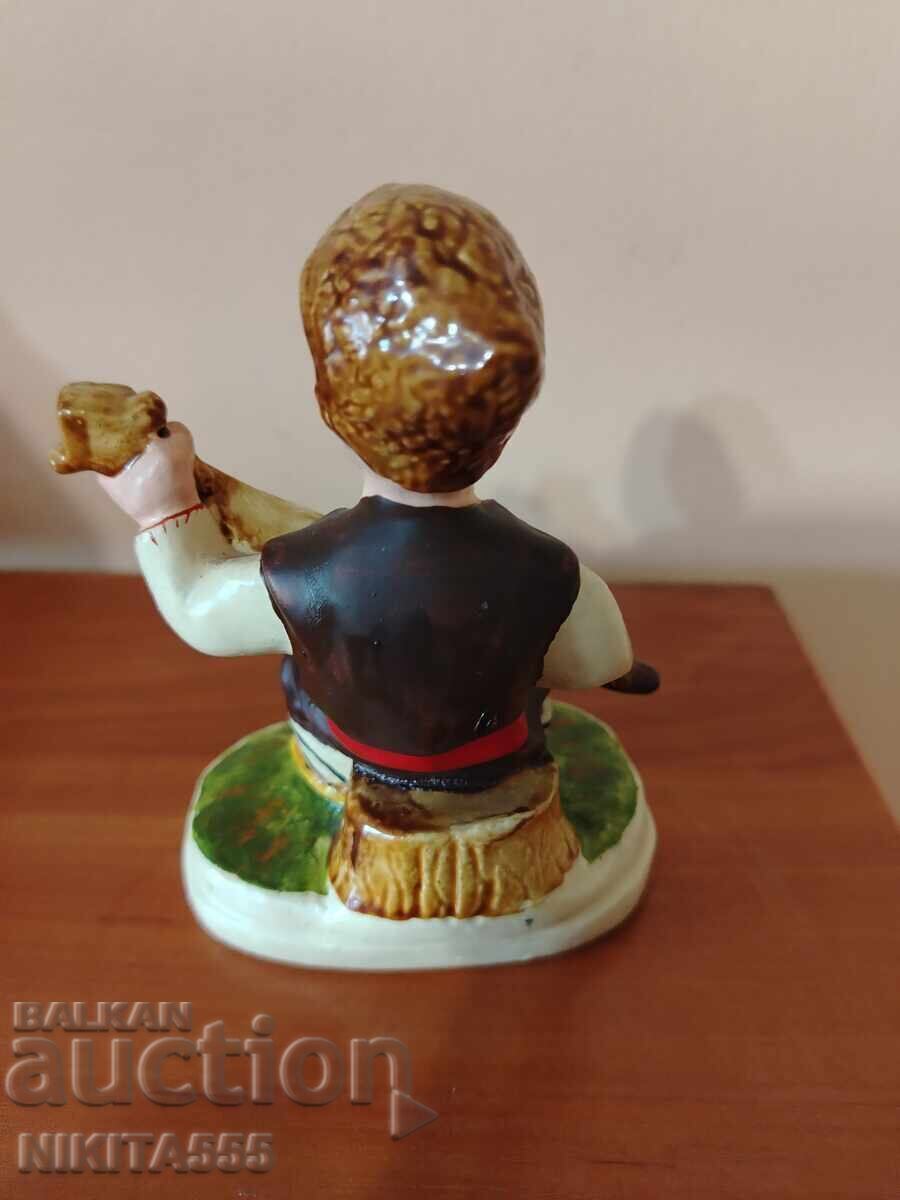 Livrarea Figurină veche din ghips din orașul Ruse