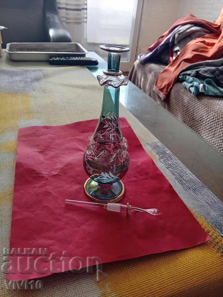 Аукцион Старинно шише за парфюм