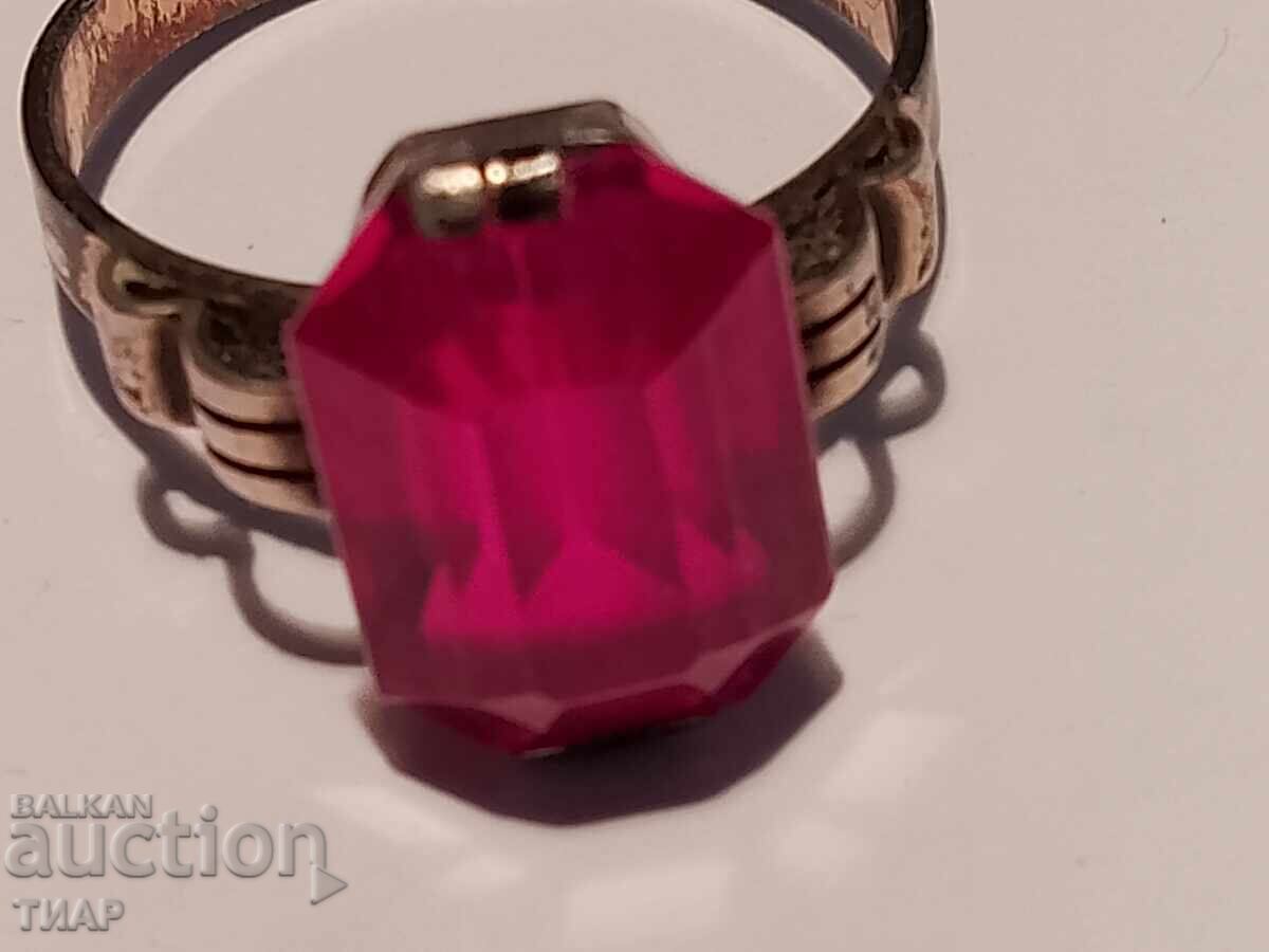 Delivery of USSR silver ring with ruby - 0.01ct Delivery of USSR silver ring with ruby - 0.01ct