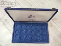 Box for 18 coins