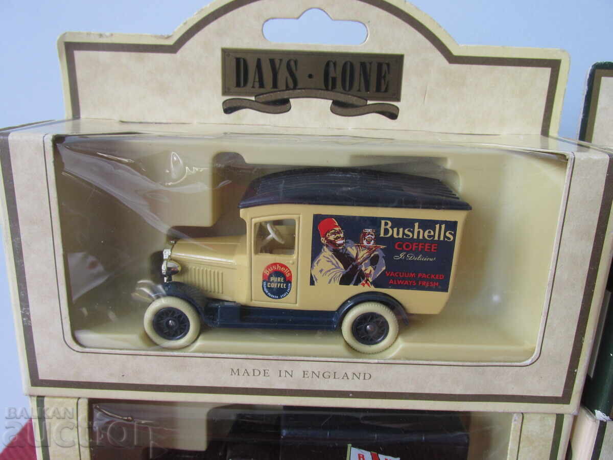 Retro strollers with price 16.00 BGN | € 8.18 Retro strollers with price 16.00 BGN | € 8.18