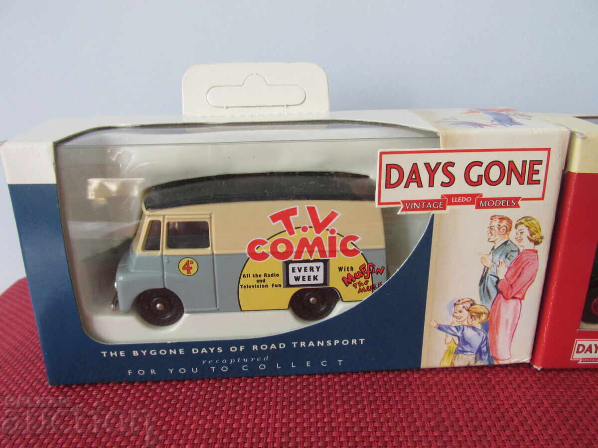 Delivery of Retro strollers Delivery of Retro strollers