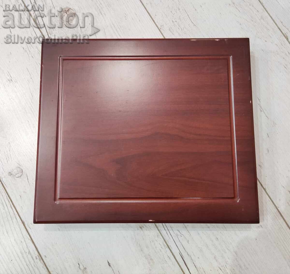 Auction Luxury Box for 15 Coins Auction Luxury Box for 15 Coins