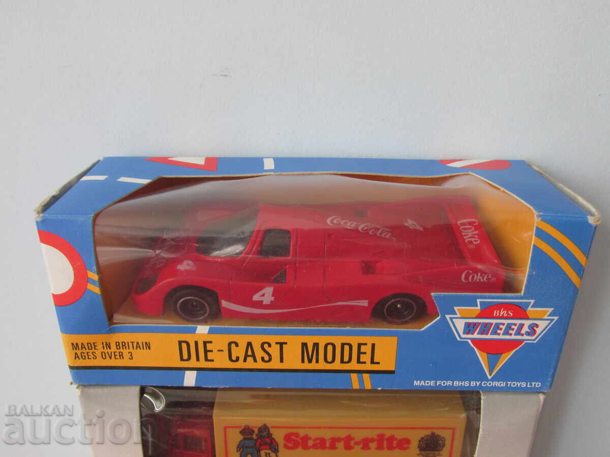 Retro strollers with price 17.00 BGN | € 8.69 Retro strollers with price 17.00 BGN | € 8.69