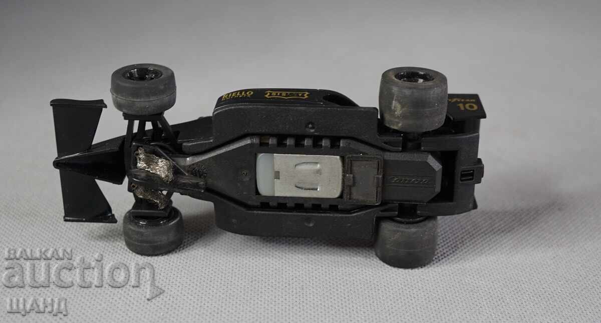 Delivery of Old sports stroller for race car model Formula 1